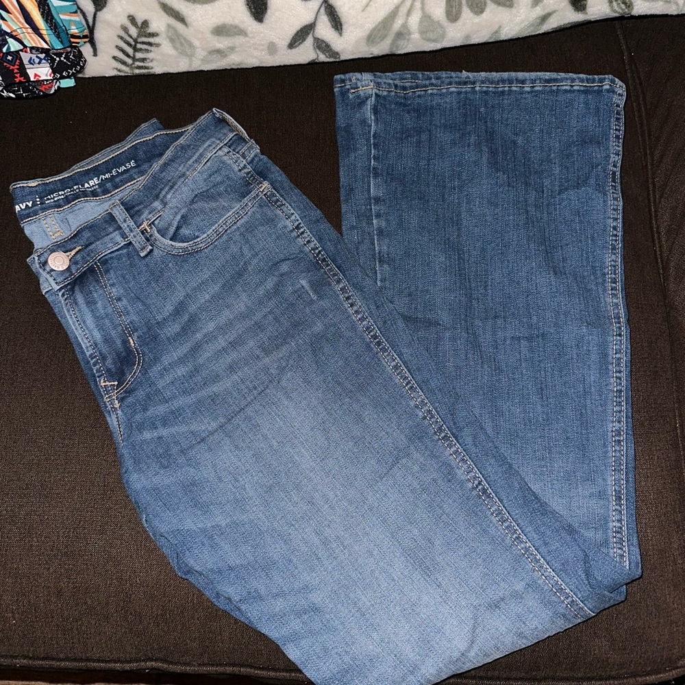 ‼️SOLD‼️Size 6 Old Navy Jeans